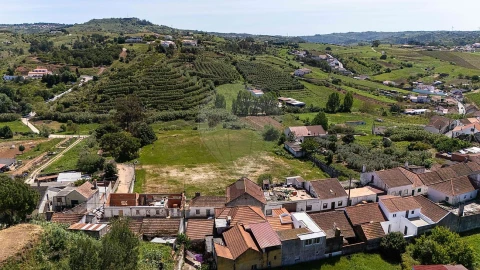 Moradia T1 para Venda em Olhalvo