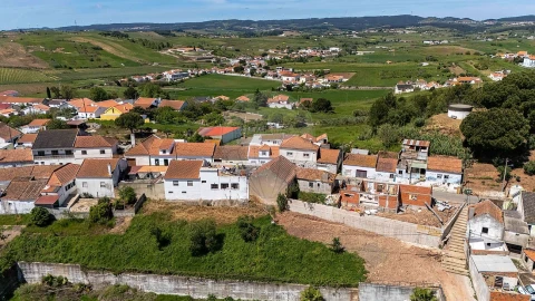 Moradia T1 para Venda em Olhalvo