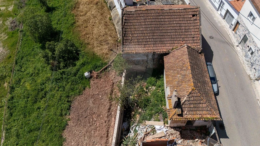 Moradia T1 para Venda em Olhalvo Foto 9