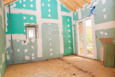 Moradia T1 para Venda em Carnota