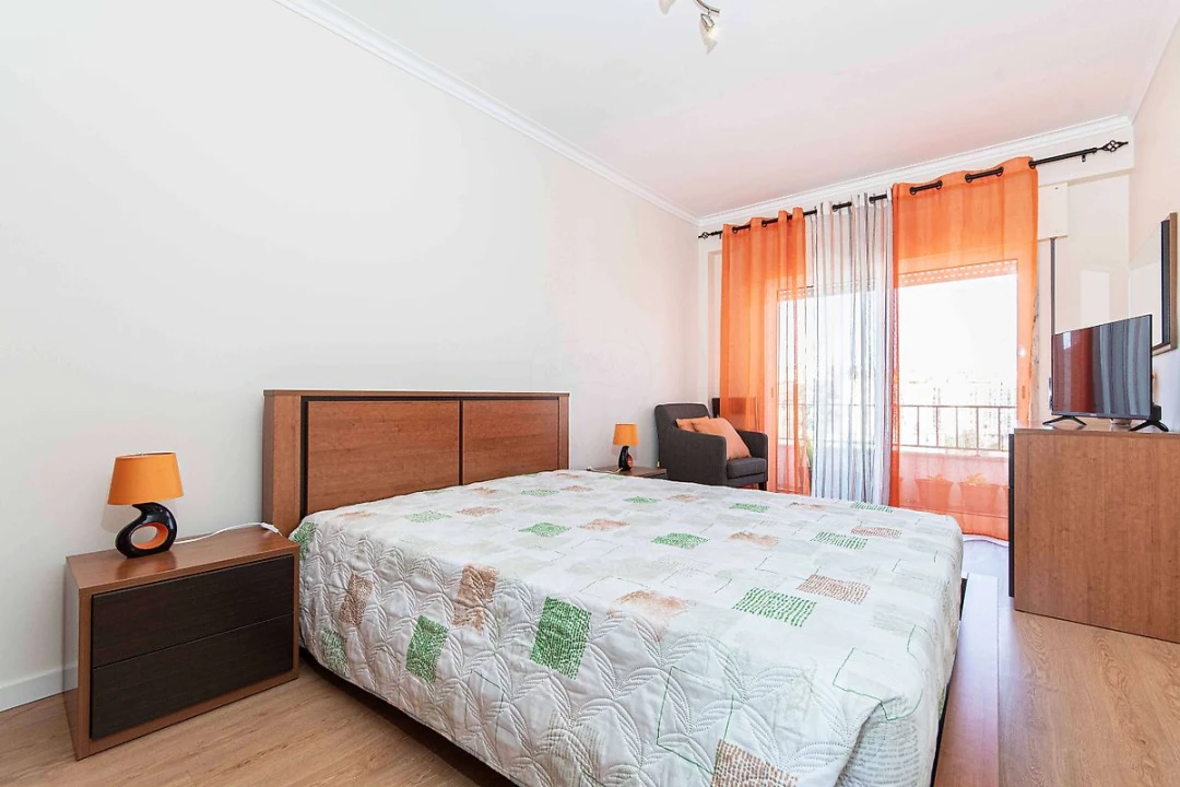 Apartamento T3 para Venda em Agualva e Mira-Sintra Foto 19
