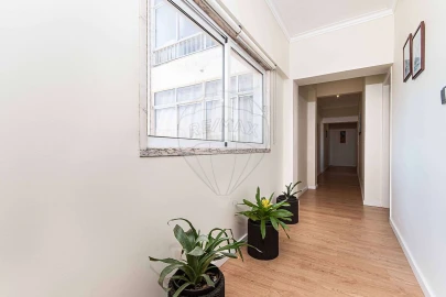 Apartamento T3 para Venda em Agualva e Mira-Sintra