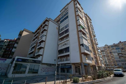 Apartamento T3 para Venda em Agualva e Mira-Sintra