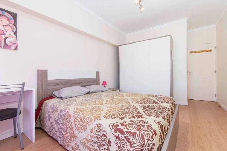 Apartamento T3 para Venda em Agualva e Mira-Sintra Foto 13