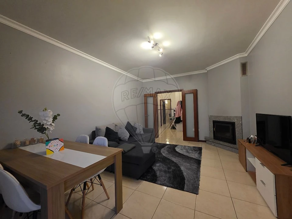 Apartamento T2 para Venda em Vagos e Santo António Foto 1