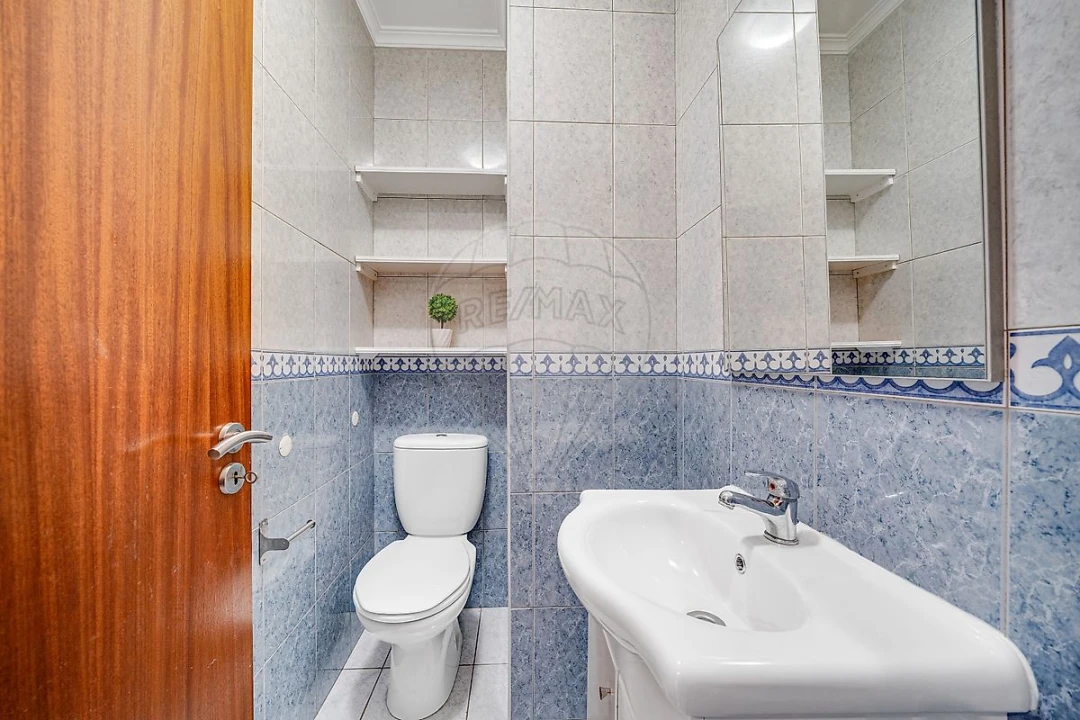 Apartamento T2 para Venda em Vagos e Santo António Foto 8