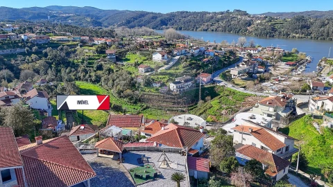 Moradia T3 para Venda em Melres e Medas