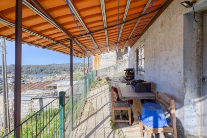 Moradia T3 para Venda em Melres e Medas