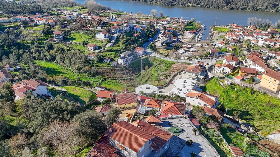 Moradia T3 para Venda em Melres e Medas Foto 8