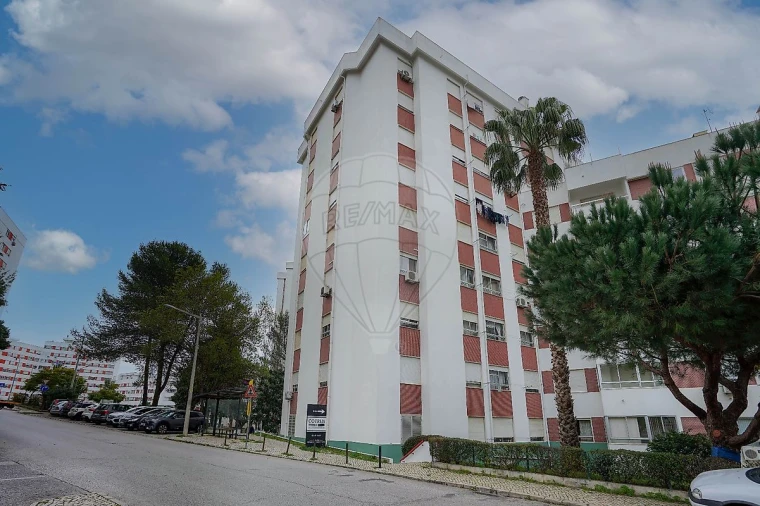 Apartamento T3 para Arrendamento em Póvoa de Santa Iria e Forte da Casa Foto 3