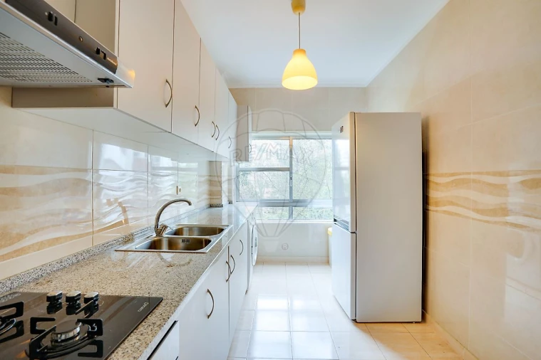 Apartamento T3 para Arrendamento em Póvoa de Santa Iria e Forte da Casa Foto 22