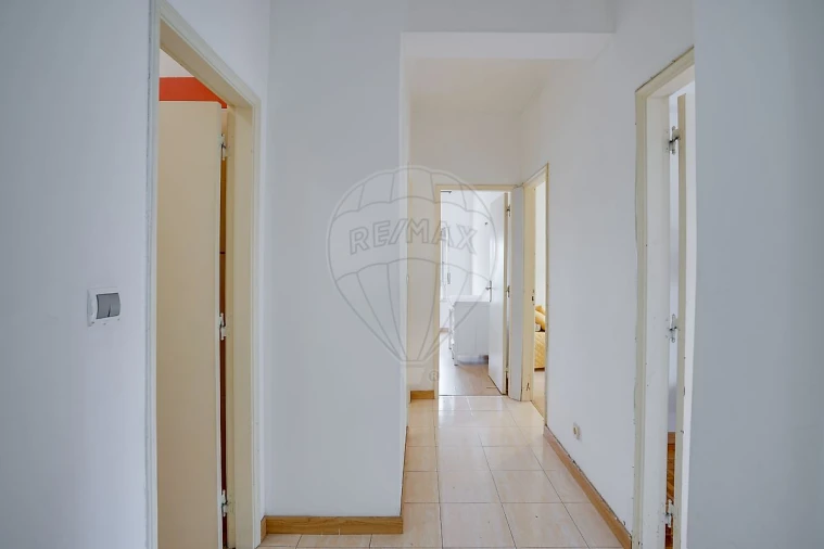 Apartamento T3 para Arrendamento em Póvoa de Santa Iria e Forte da Casa Foto 14