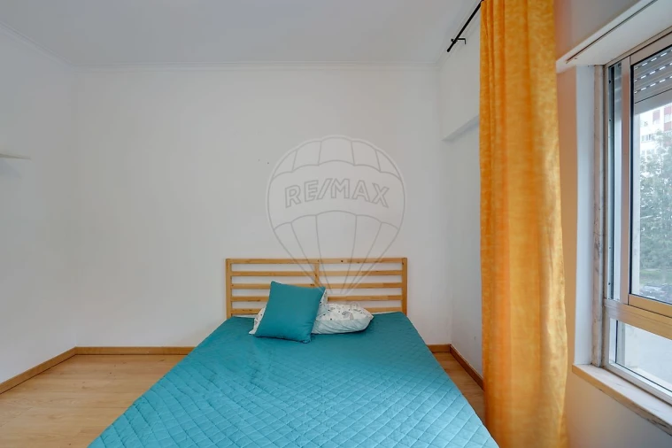 Apartamento T3 para Arrendamento em Póvoa de Santa Iria e Forte da Casa Foto 10