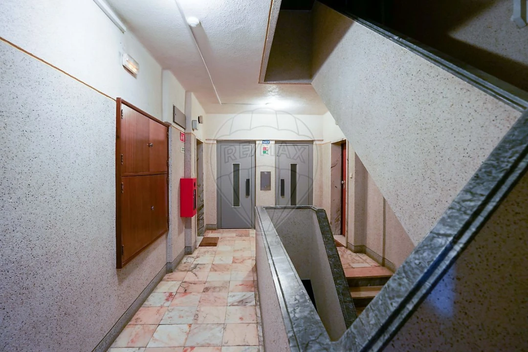 Apartamento T3 para Arrendamento em Póvoa de Santa Iria e Forte da Casa Foto 6