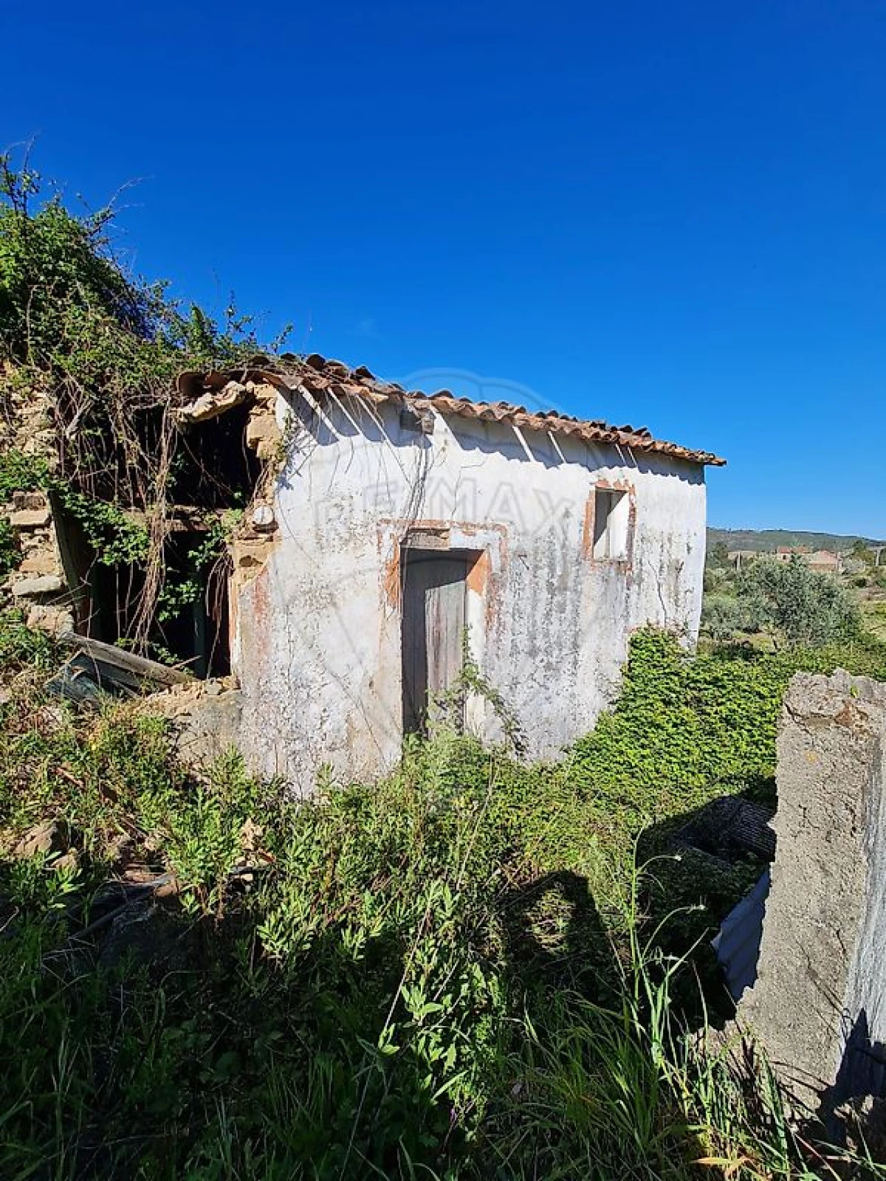 Moradia T3 para Venda em Amendoa Foto 1