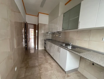 Apartamento T2 para Arrendamento em Odivelas