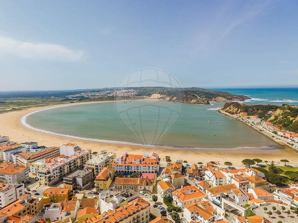 Apartamento T1 para Venda em São Martinho do Porto Foto 4