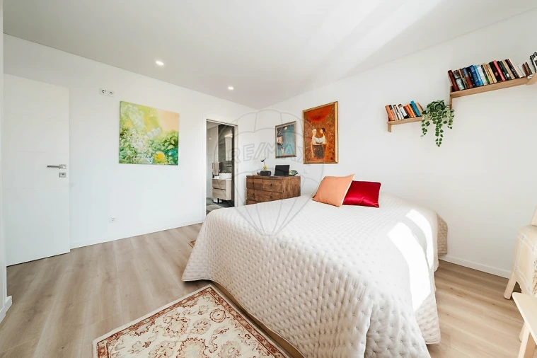 Apartamento T1 para Venda em São Martinho do Porto Foto 22