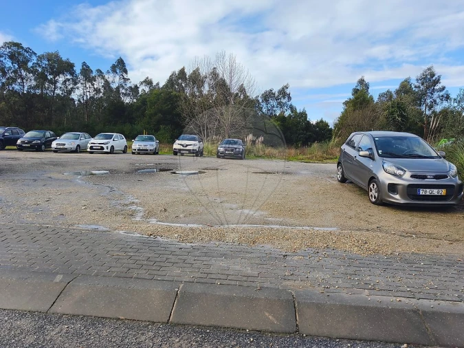 Terreno para Venda em São Paio de Oleiros Foto 2