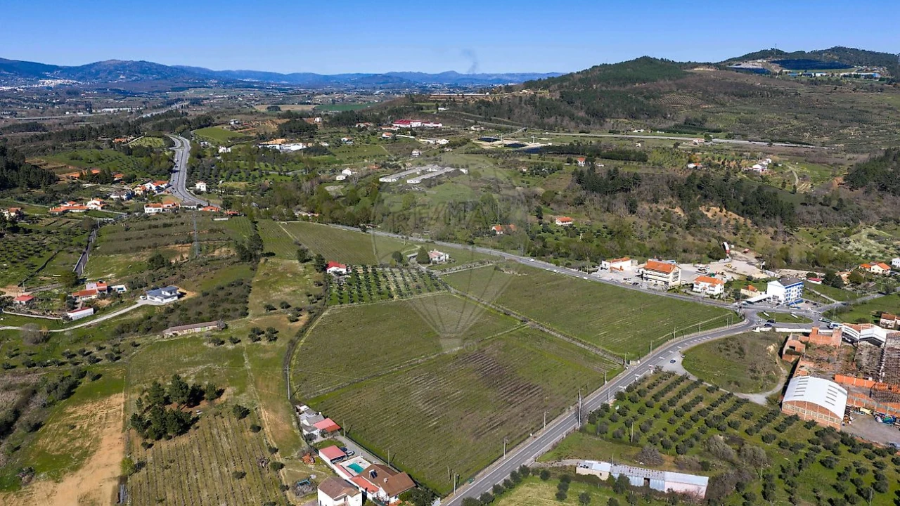 Quinta T7 para Venda em Alcaria Foto 48