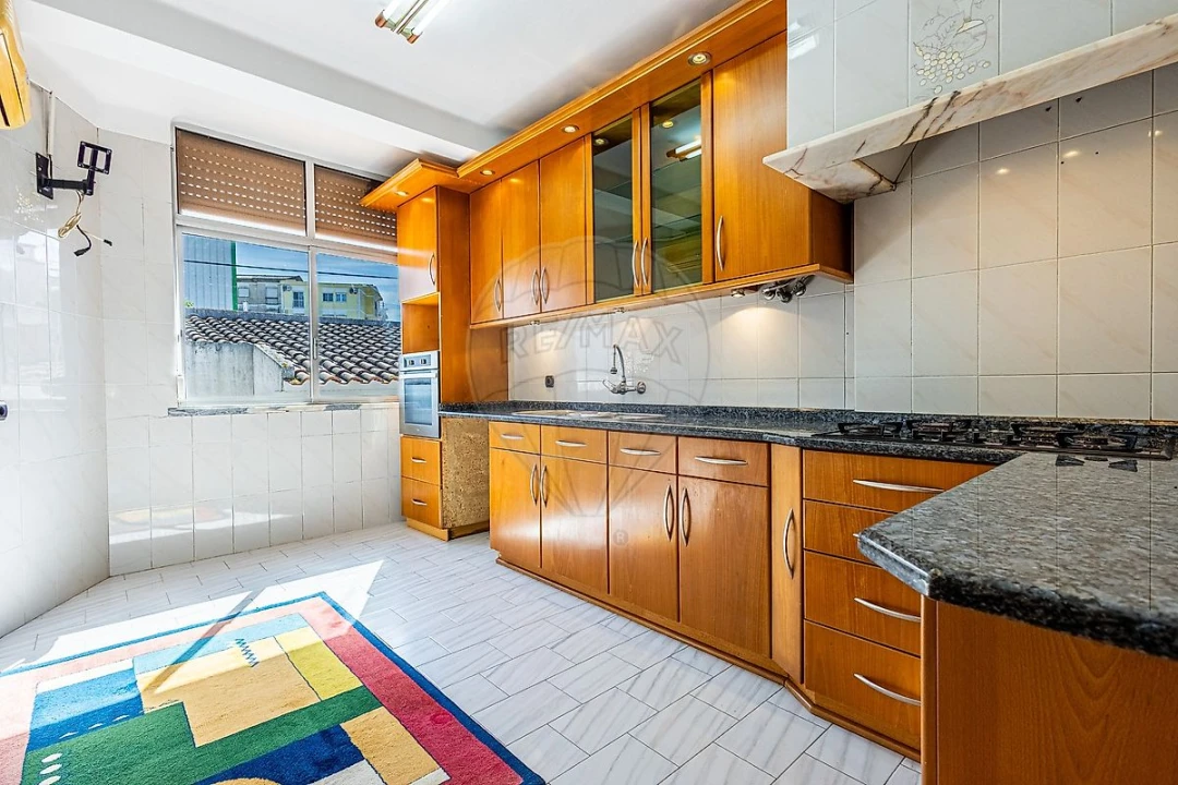 Apartamento T2 para Venda em Azambuja Foto 8