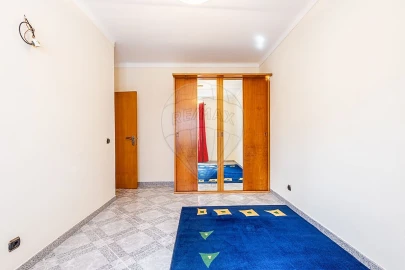 Apartamento T2 para Venda em Azambuja