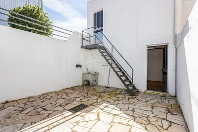 Apartamento T2 para Venda em Azambuja