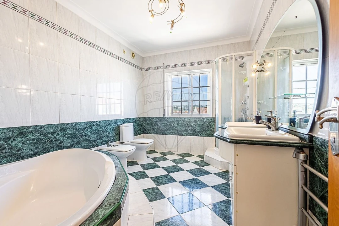 Apartamento T2 para Venda em Azambuja Foto 18