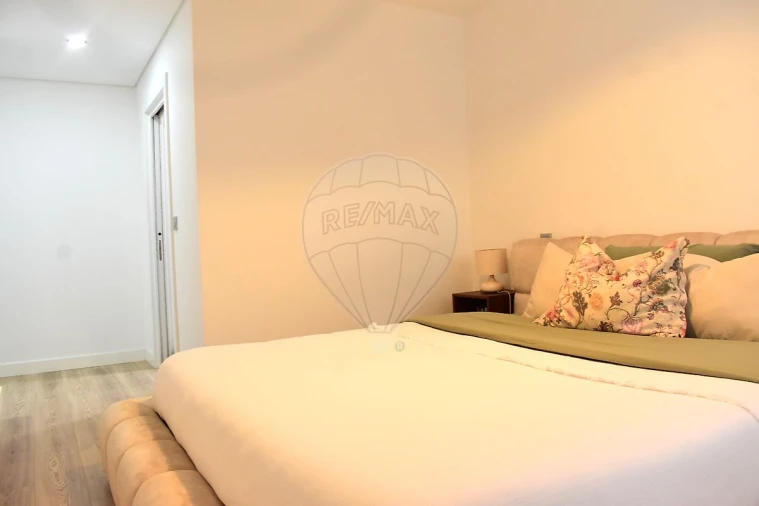 Apartamento T2 para Venda em Pinhal Novo Foto 17