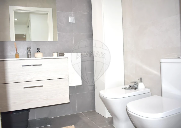 Apartamento T2 para Venda em Pinhal Novo Foto 19