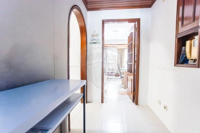 Apartamento T2 para Venda em Carregado e Cadafais