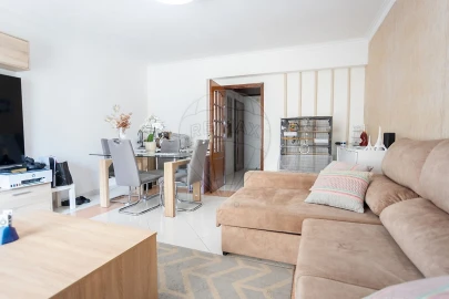 Apartamento T2 para Venda em Carregado e Cadafais