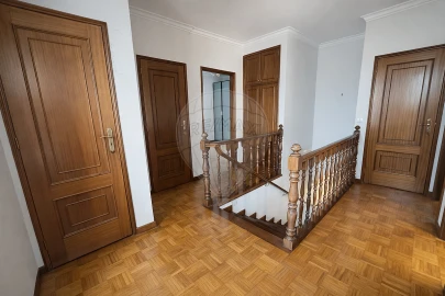 Moradia T3 para Venda em Fânzeres e São Pedro da Cova