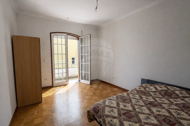 Moradia T3 para Venda em Fânzeres e São Pedro da Cova Foto 8