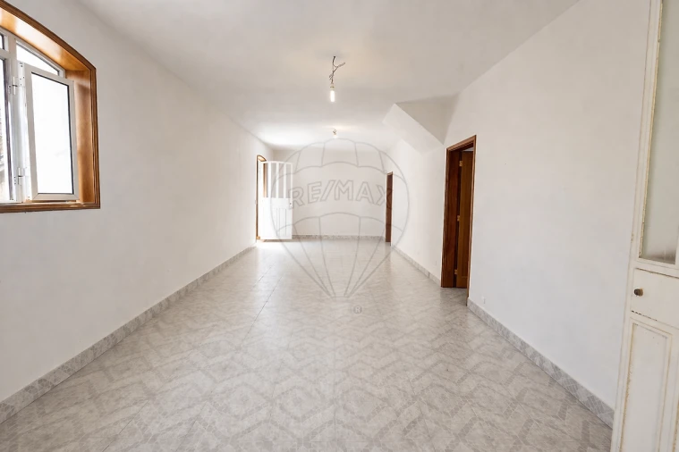 Moradia T3 para Venda em Fânzeres e São Pedro da Cova Foto 17