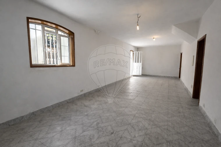 Moradia T3 para Venda em Fânzeres e São Pedro da Cova Foto 18