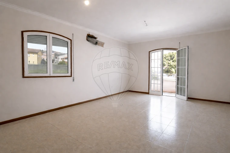 Moradia T3 para Venda em Fânzeres e São Pedro da Cova Foto 13