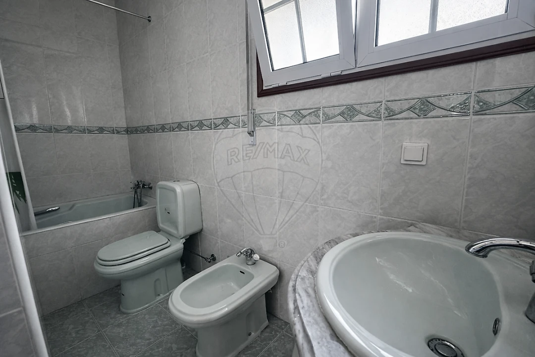 Moradia T3 para Venda em Fânzeres e São Pedro da Cova Foto 19