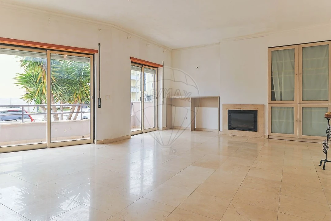 Apartamento T3 para Venda em Tavarede Foto 24