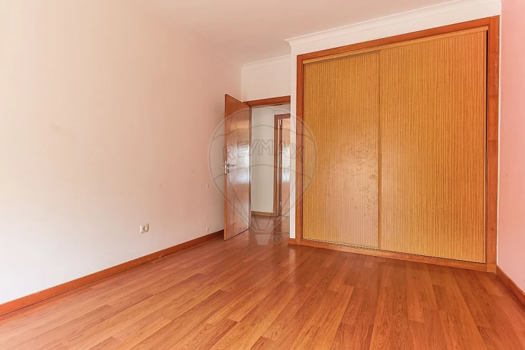 Apartamento T3 para Venda em Tavarede Foto 20