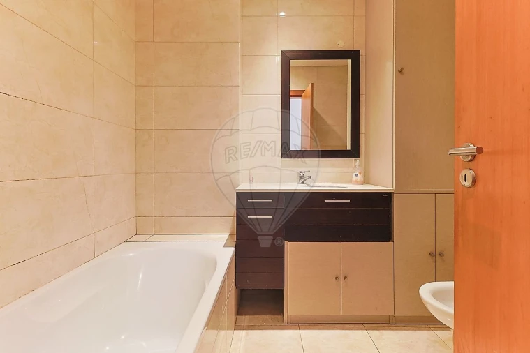 Apartamento T3 para Venda em Tavarede Foto 14