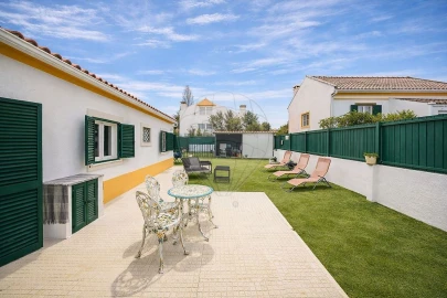 Moradia T3 para Venda em Azeitão (São Lourenço e São Simão)