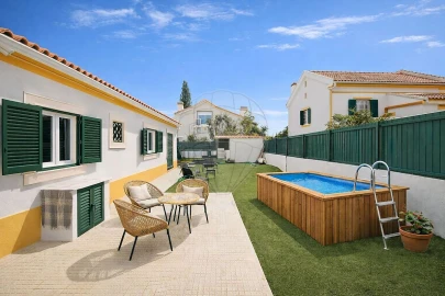 Moradia T3 para Venda em Azeitão (São Lourenço e São Simão)