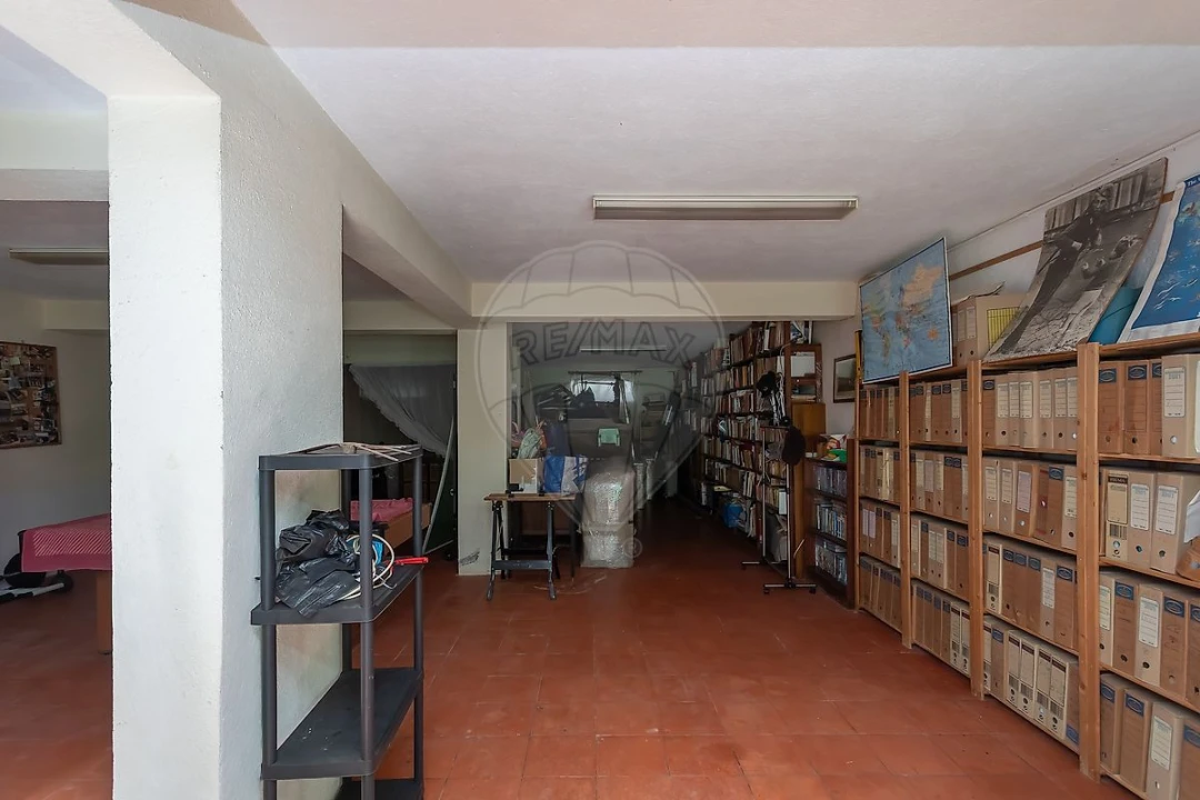 Moradia T5 para Venda em Carcavelos e Parede Foto 19