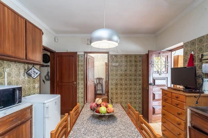 Moradia T5 para Venda em Carcavelos e Parede