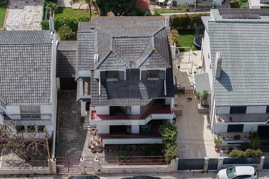 Moradia T5 para Venda em Carcavelos e Parede Foto 22