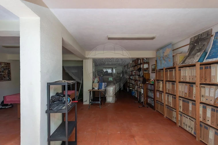 Moradia T5 para Venda em Carcavelos e Parede Foto 19