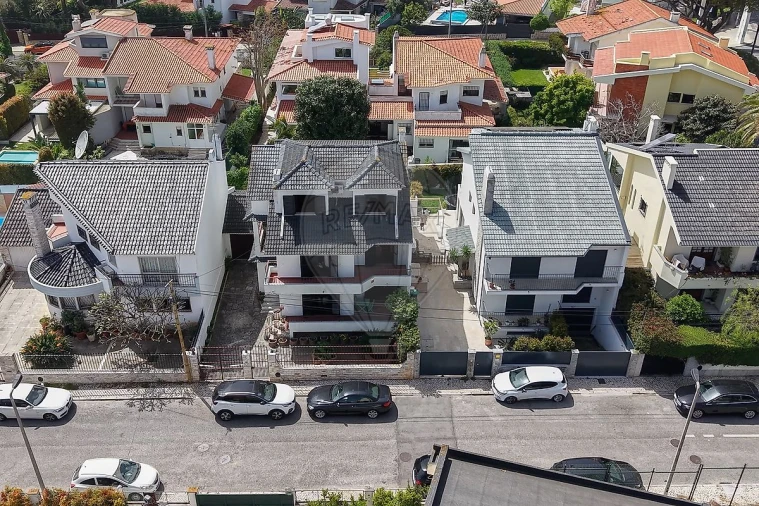 Moradia T5 para Venda em Carcavelos e Parede Foto 23