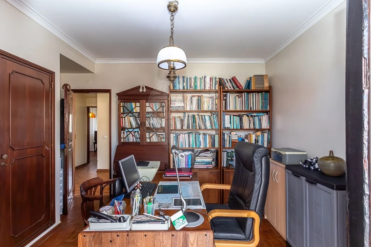 Moradia T5 para Venda em Carcavelos e Parede Foto 11