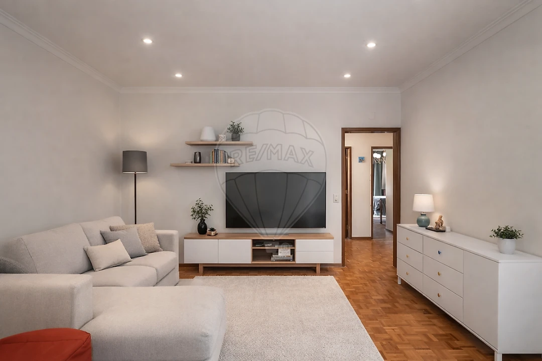 Moradia T5 para Venda em Carcavelos e Parede Foto 12
